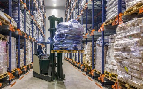 manipulation-charges-logistique-froid.1.3